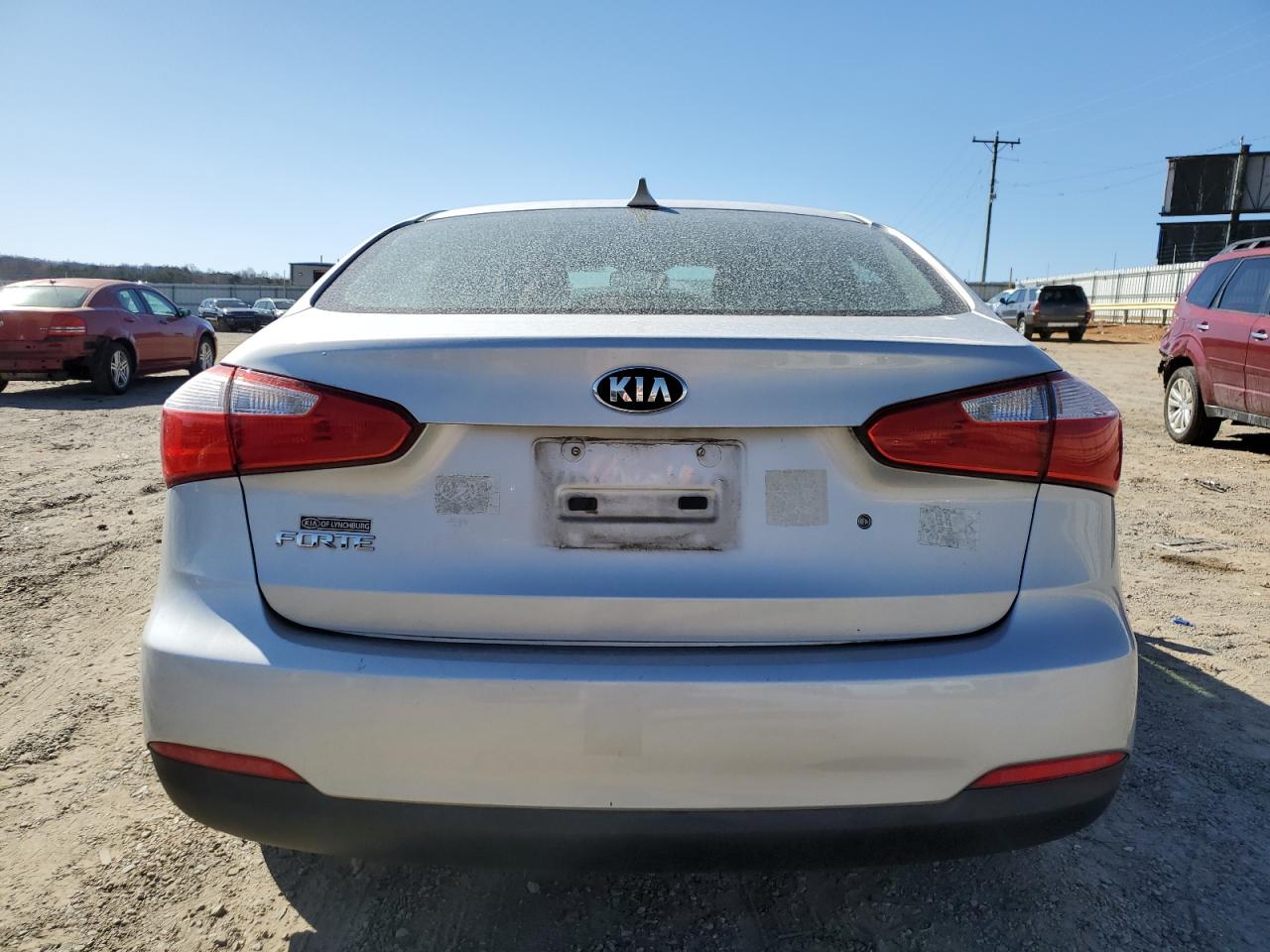 2015 KIA Forte VIN KNAFK4A68F5371916 Copart auction photo, front end damage thumbnail 6