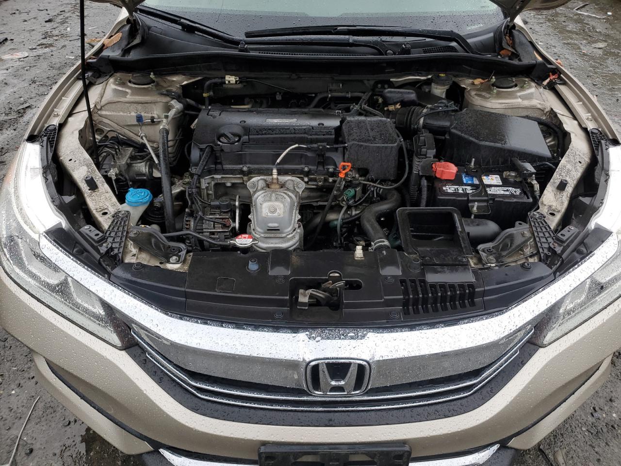 2017 Honda Accord VIN 1HGCR2F33HA131706 Copart auction photo, rear end / undercarriage damage thumbnail 11