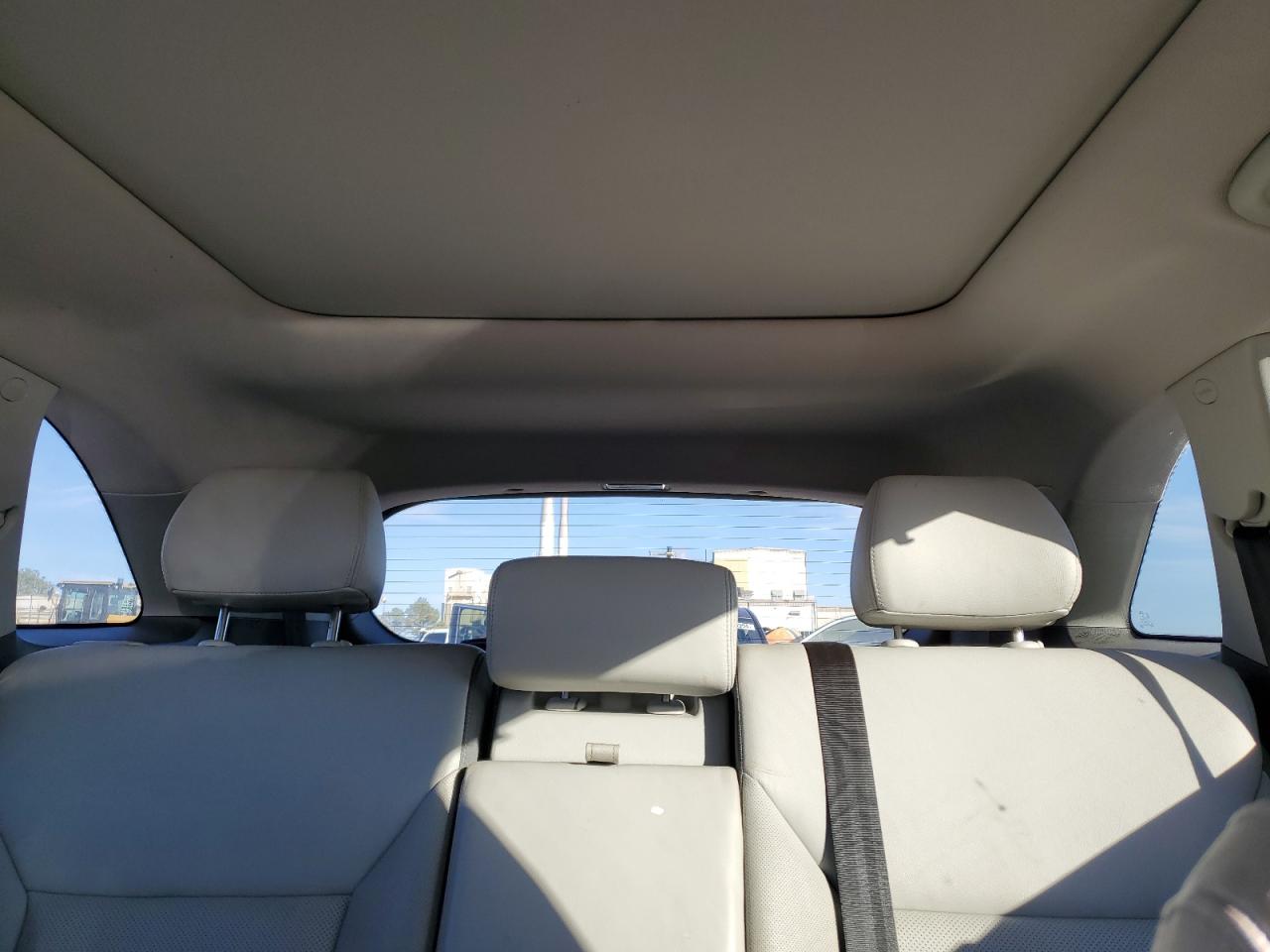 2016 KIA Sorento VIN 5XYPK4A53GG088220 Copart auction photo, rear end damage thumbnail 10