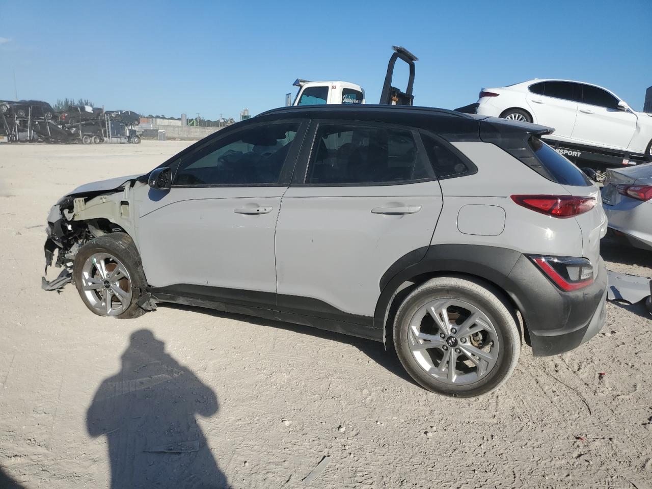 2022 Hyundai Kona VIN KM8K62AB4NU767736 Copart auction photo, front end / minor dent/scratches damage thumbnail 2