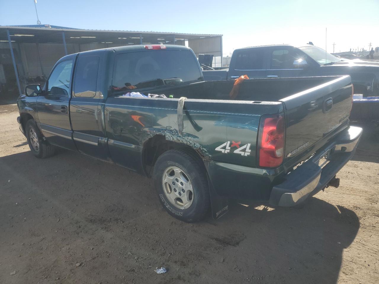 2004 Chevrolet Silverado VIN 2GCEK19T641183546 Copart auction photo, minor dent/scratches damage thumbnail 2