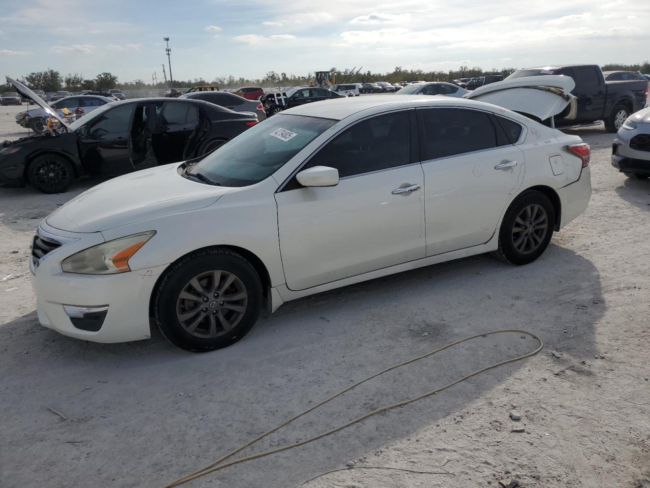 2015 Nissan Altima VIN 1N4AL3AP7FC475439