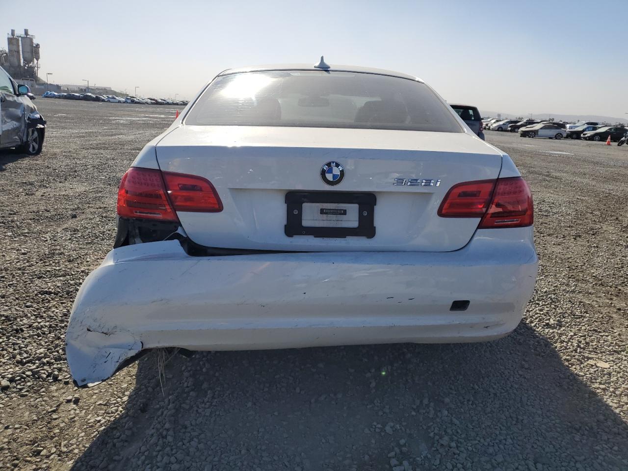 2011 BMW 3er VIN WBAKE5C54BE755444 Copart auction photo, rear end / front end damage thumbnail 6