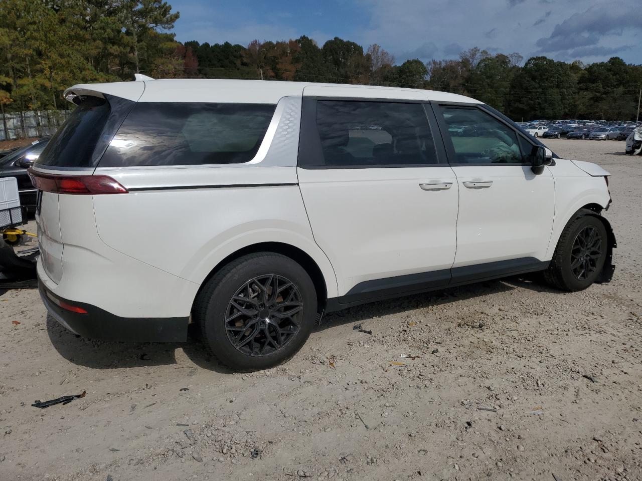 2023 KIA Carnival VIN KNDNB4H34P6224868 Copart auction photo, front end damage thumbnail 3