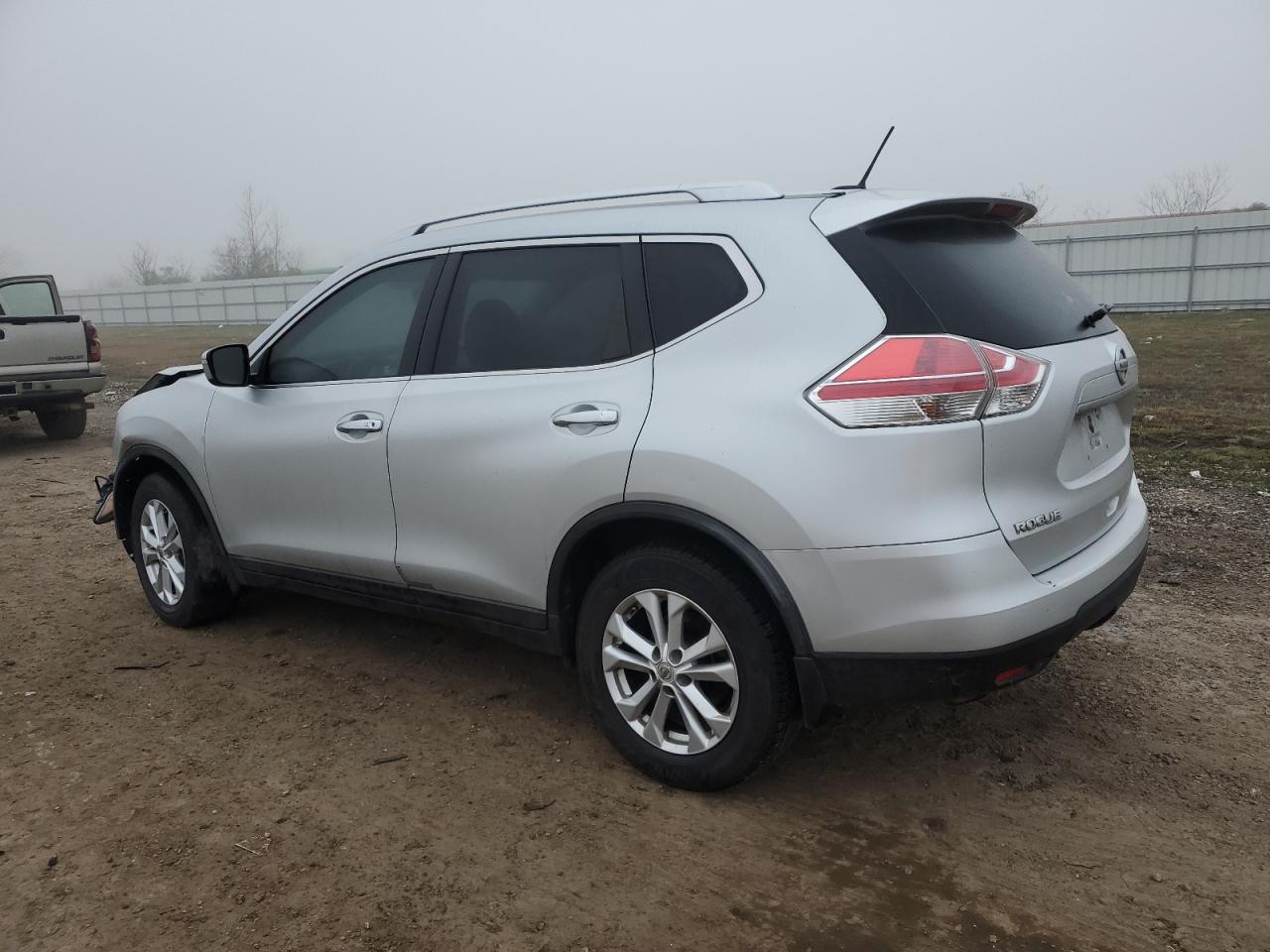 2015 Nissan Rogue VIN KNMAT2MTXFP524218 Copart auction photo, front end damage thumbnail 2