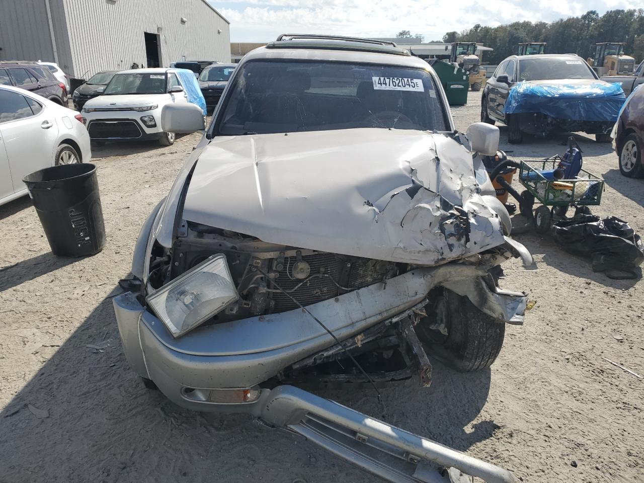 1998 Toyota 4Runner VIN JT3GN87R2W0083575 Copart auction photo, front end damage thumbnail 5