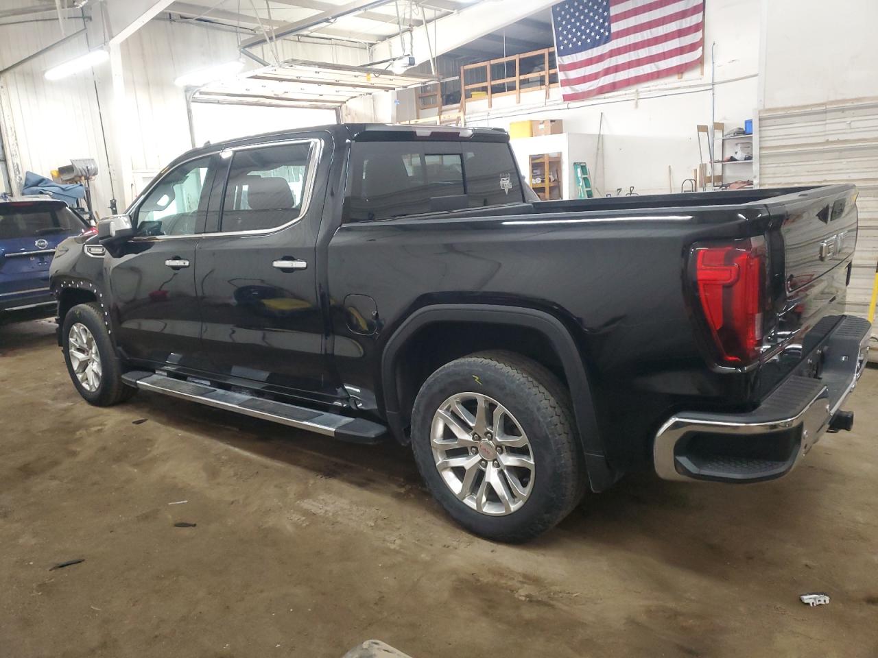 2021 GMC Sierra VIN 3GTU9DET0MG282157 Copart auction photo, front end damage thumbnail 2