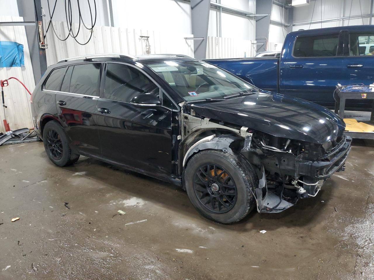 2015 Volkswagen Golf VIN 3VWCA7AU0FM500229 Copart auction photo, front end damage thumbnail 4