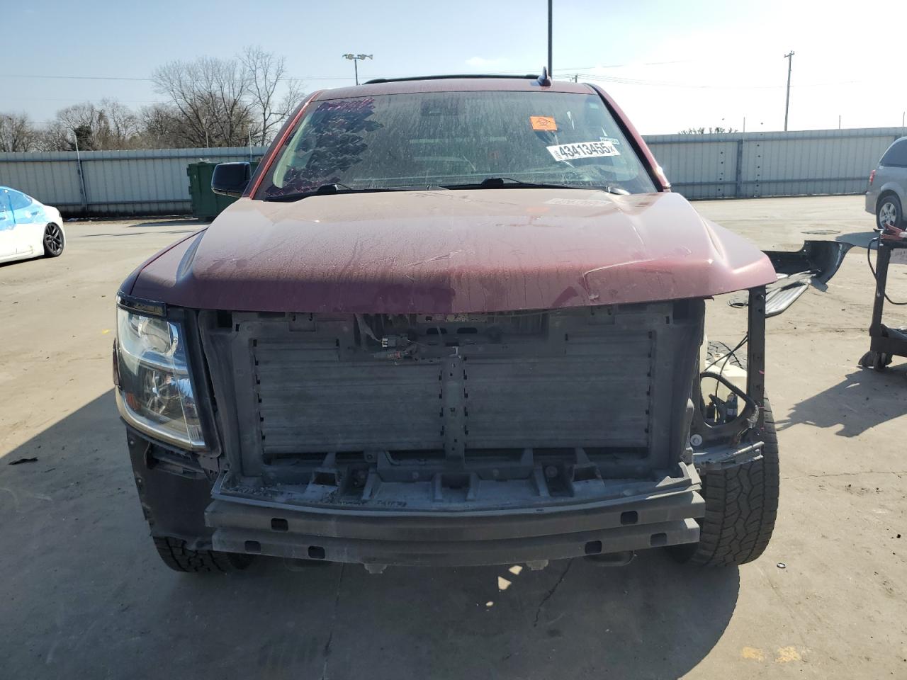 2018 Chevrolet Suburban VIN 1GNSCHKC4JR216847 Copart auction photo, all over damage thumbnail 5