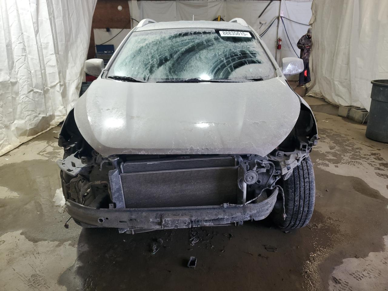 2015 Hyundai Tucson VIN KM8JUCAGXFU995888 Copart auction photo, front end / minor dent/scratches damage thumbnail 5