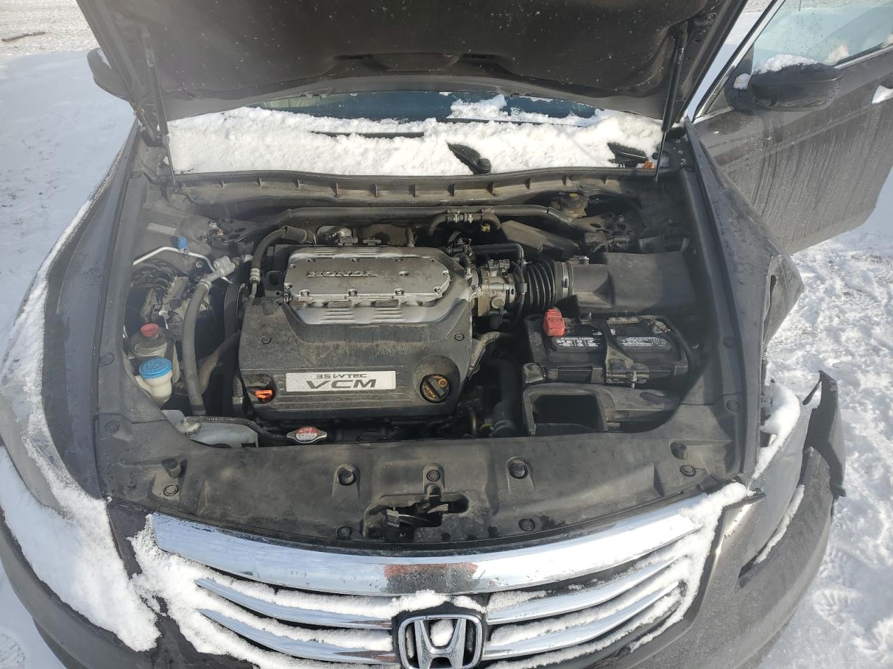 2011 Honda Accord VIN 1HGCP3F88BA016453 Copart auction photo, front end / minor dent/scratches damage thumbnail 11