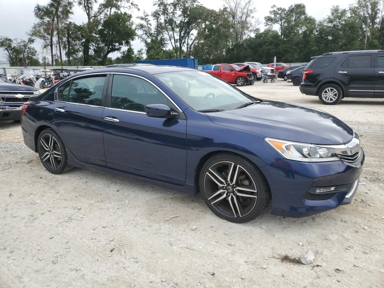 2017 Honda Accord VIN 1HGCR2F55HA282158 Copart auction photo, front end / undercarriage damage thumbnail 4