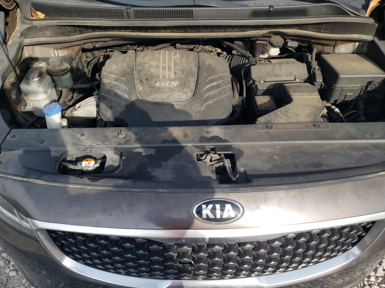 2016 KIA Sedona VIN KNDMB5C1XG6085868 Copart auction photo, minor dent/scratches damage thumbnail 12