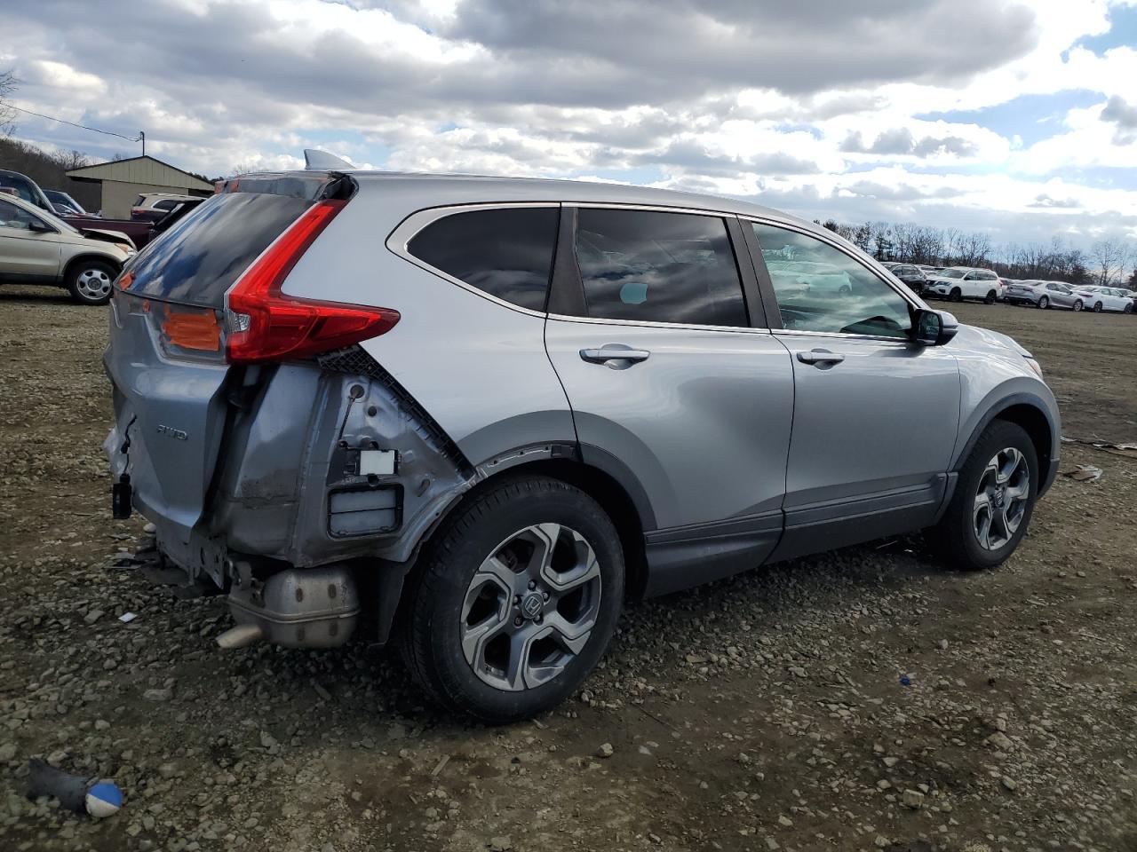 2018 Honda CR-V VIN 2HKRW2H57JH667363 Copart auction photo, rear end damage thumbnail 3