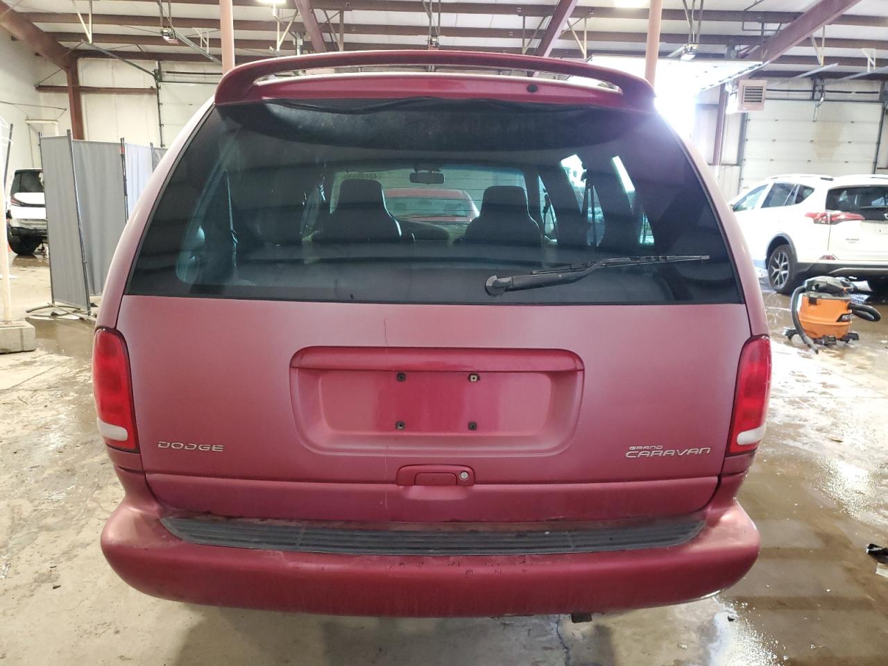 1999 Dodge Caravan VIN 1B4GP44G6XB826758 Copart auction photo, front end damage thumbnail 6