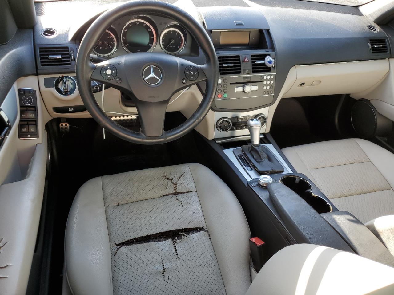 2010 Mercedes-Benz C-klasse VIN WDDGF5EBXAF412404 Copart auction photo, water/flood damage thumbnail 8