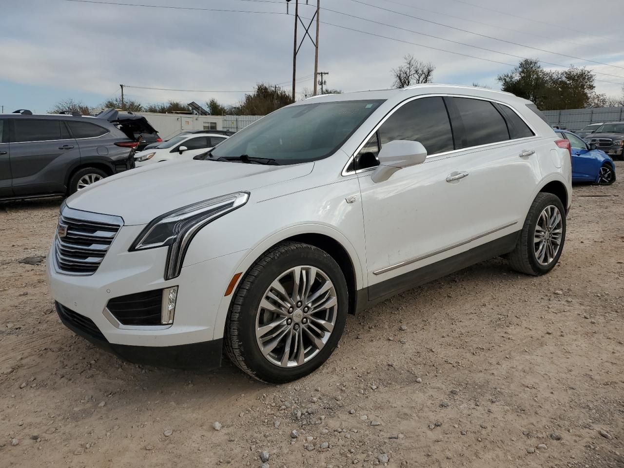 2017 Cadillac XT5 VIN 1GYKNCRS1HZ133643