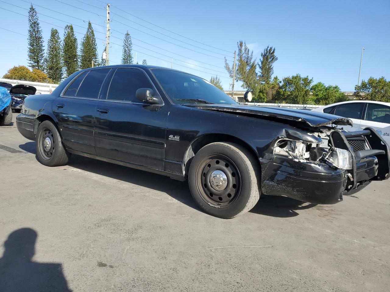 2006 Ford Crown Victoria VIN 2FAHP71W46X102718 Copart auction photo, front end / side damage thumbnail 4