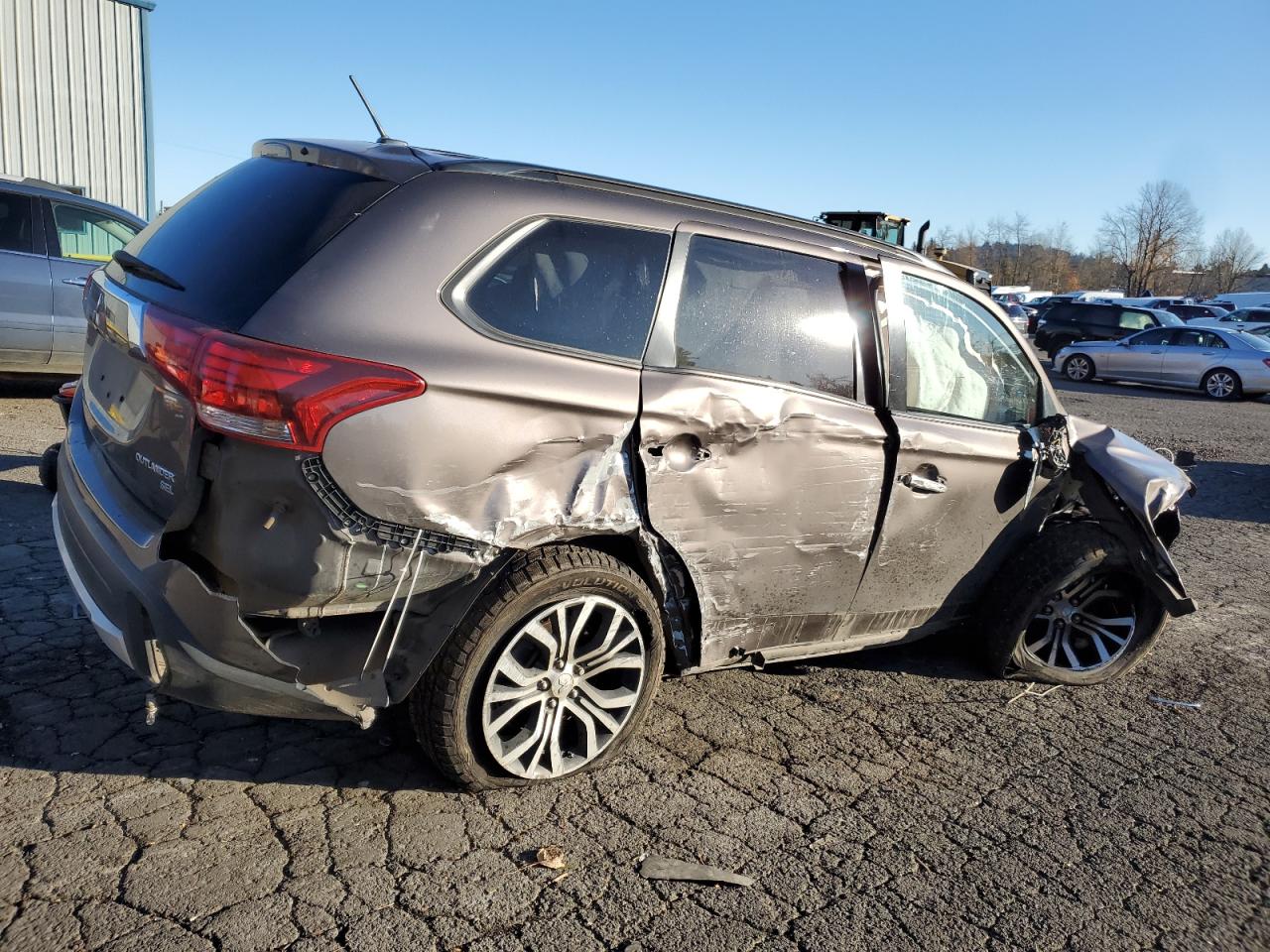 2016 Mitsubishi Outlander VIN JA4AZ3A31GZ045954 Copart auction photo, side / rear end damage thumbnail 3