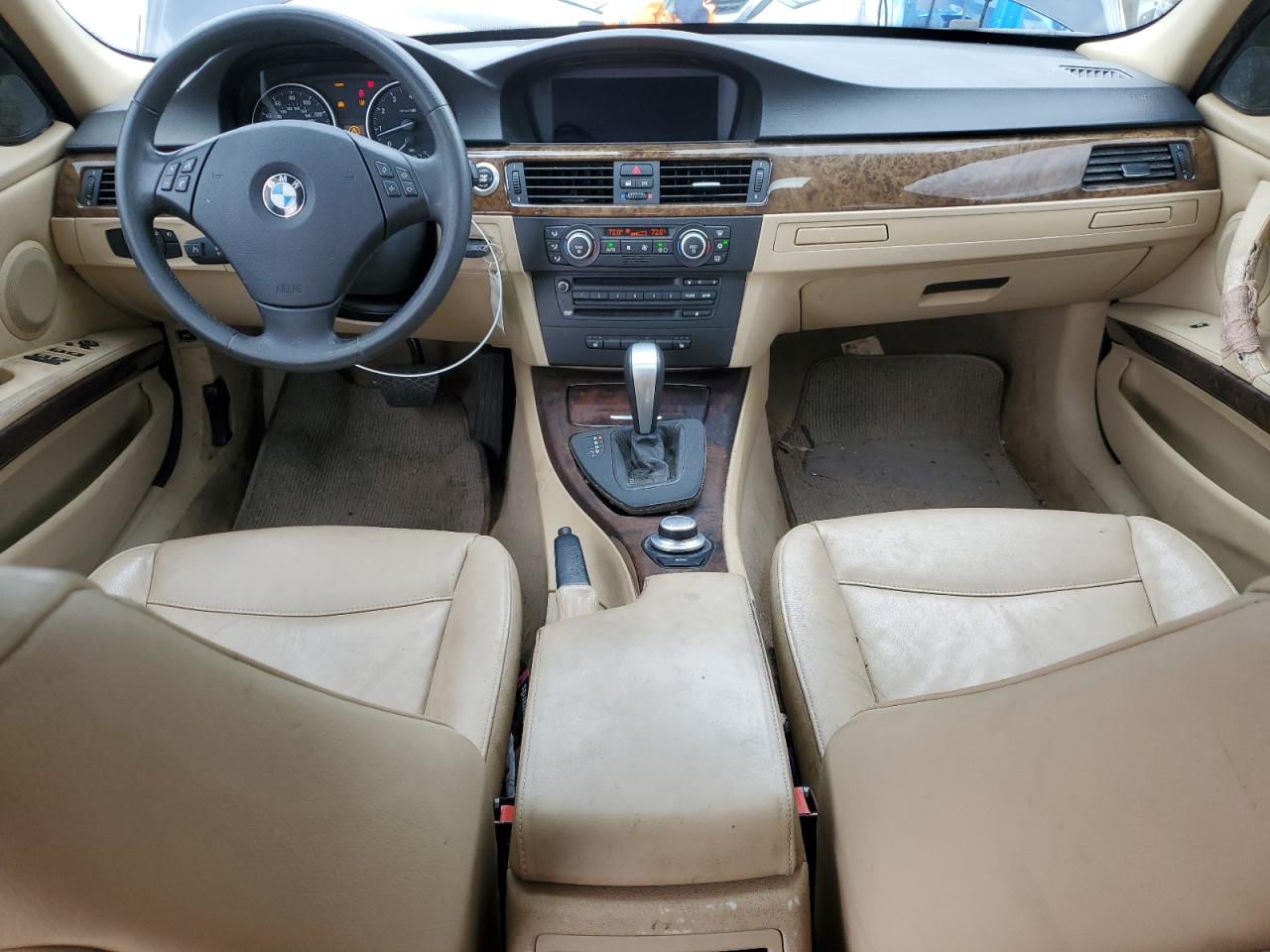 2008 BMW 3er VIN WBAVC93528K036438 Copart auction photo, undercarriage / rear end damage thumbnail 8