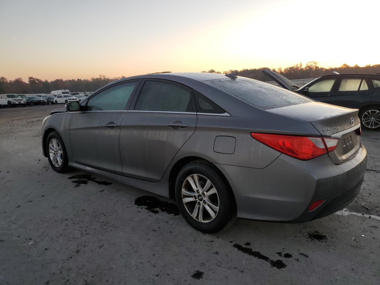 2014 Hyundai Sonata VIN 5NPEB4AC5EH918384 Copart auction photo, front end / minor dent/scratches damage thumbnail 2