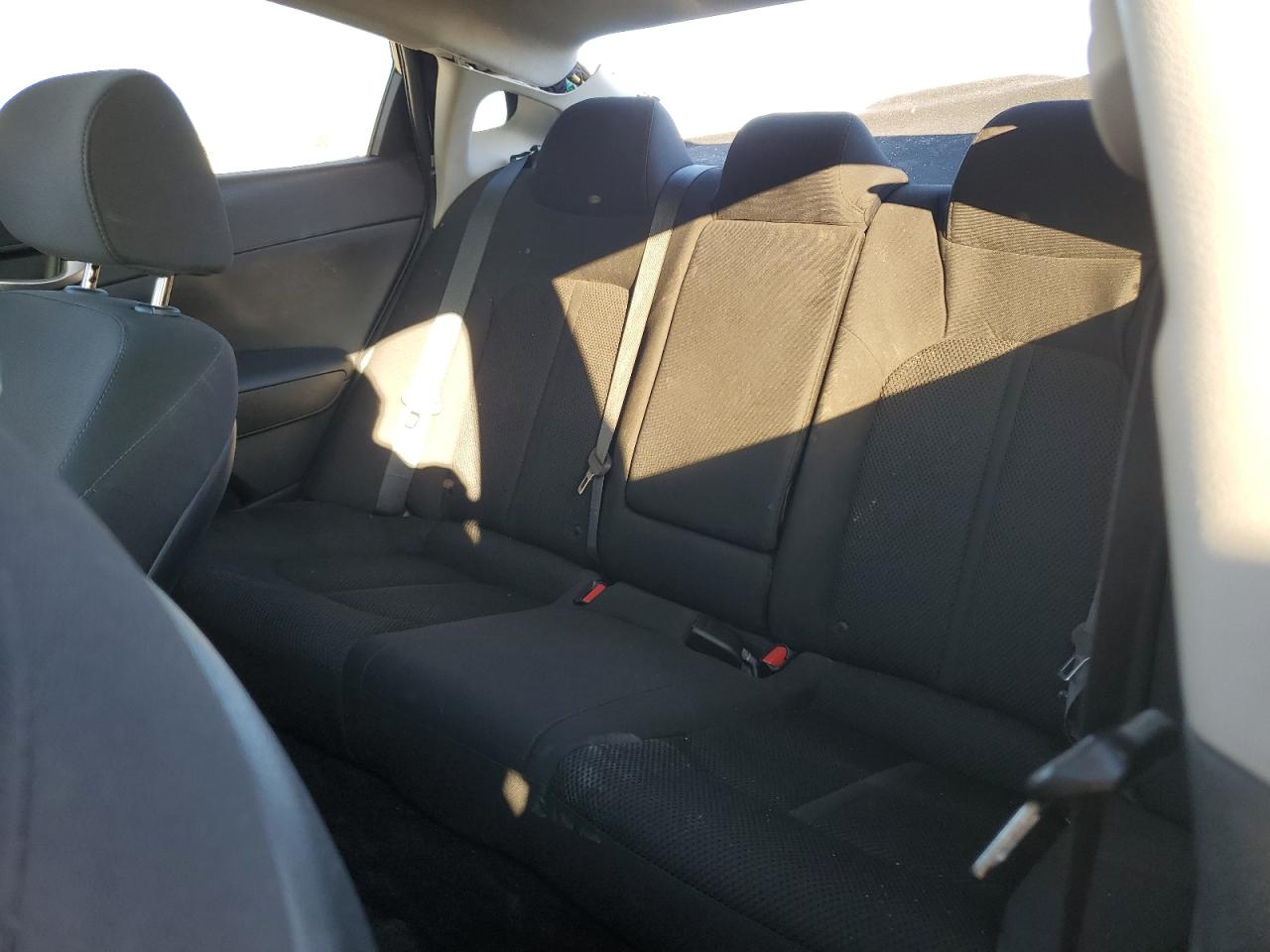 2019 KIA Optima VIN 5XXGT4L3XKG336114 Copart auction photo, all over damage thumbnail 11