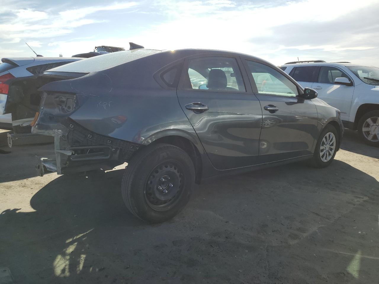 2023 KIA Forte VIN 3KPF24AD8PE643551 Copart auction photo, rear end / undercarriage damage thumbnail 3