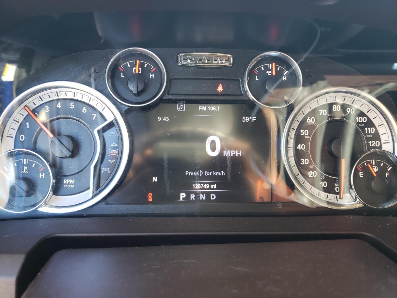 2017 RAM 1500 VIN 3C6RR7LT9HG696402 Copart auction photo, rear end damage thumbnail 9