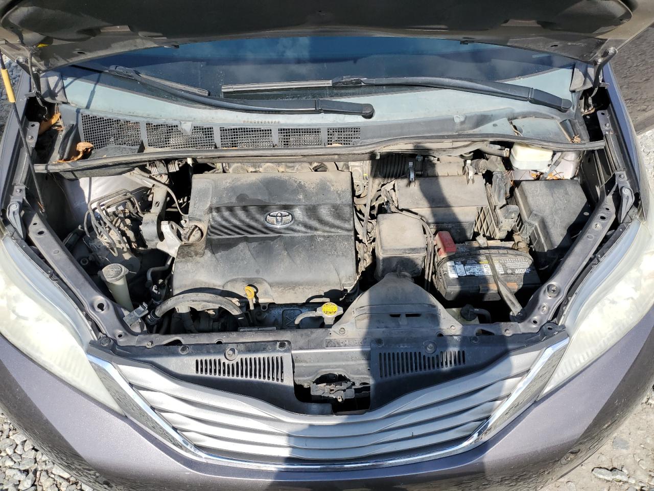 2012 Toyota Sienna VIN 5TDYK3DCXCS218743 Copart auction photo, side / rear end damage thumbnail 12