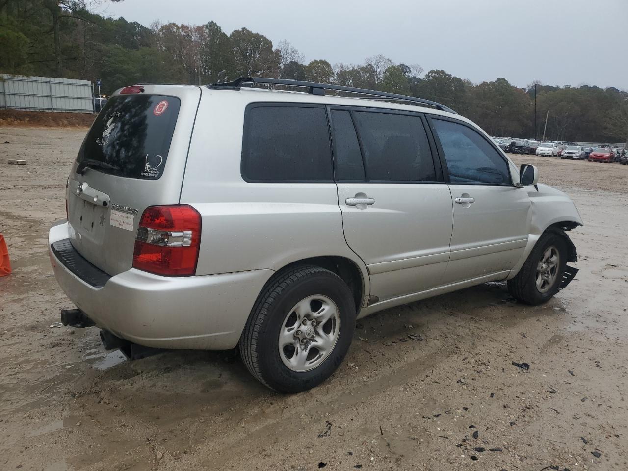 2005 Toyota Highlander VIN JTEGD21A950120727 Copart auction photo, front end damage thumbnail 3