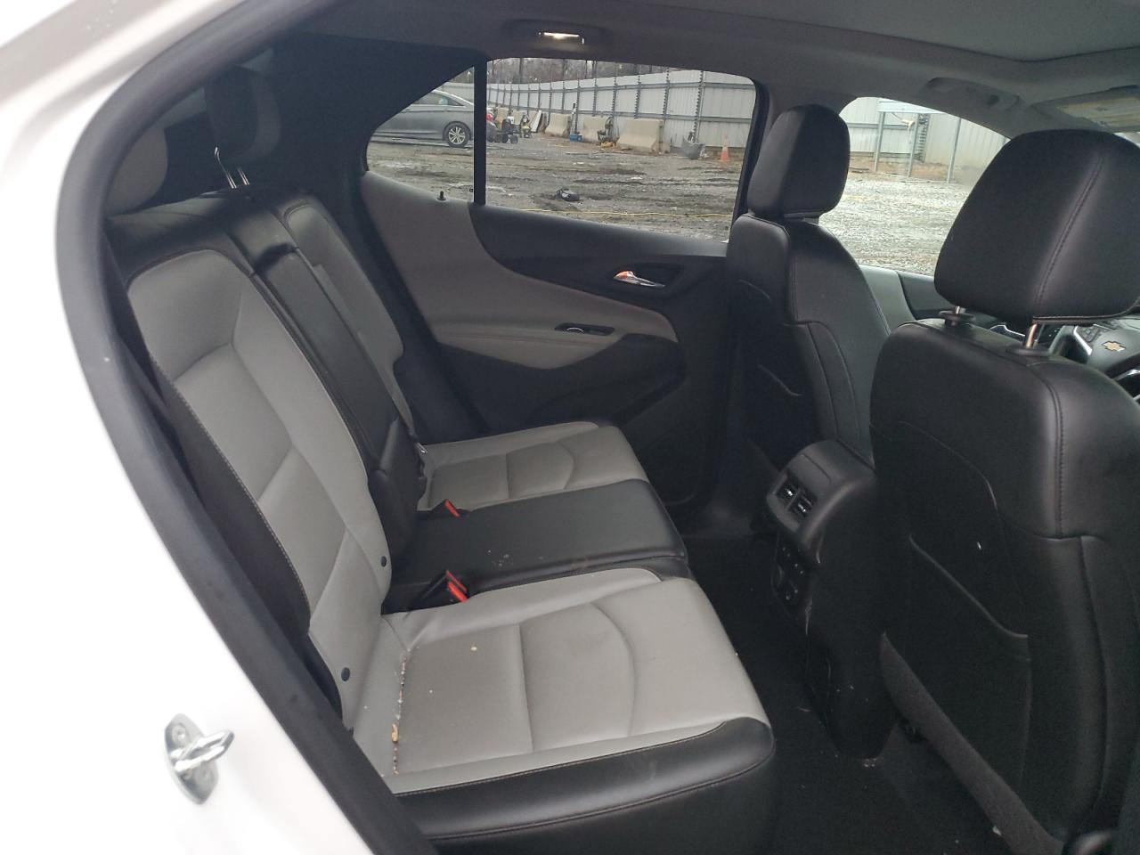 2018 Chevrolet Equinox VIN 2GNAXMEV8J6112217 Copart auction photo, front end damage thumbnail 11