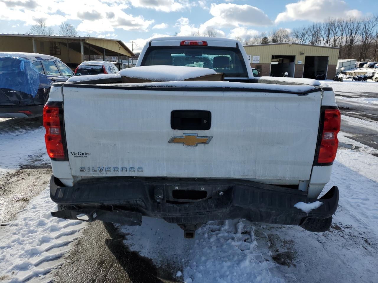 2016 Chevrolet Silverado VIN 1GCNKNEH2GZ123705 Copart auction photo, front end / minor dent/scratches damage thumbnail 6