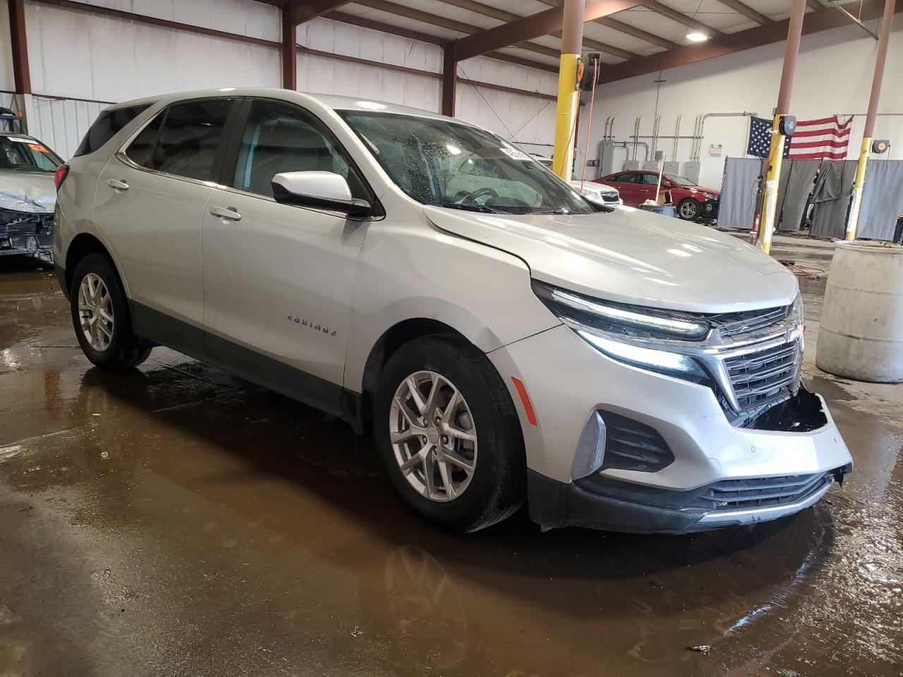 2022 Chevrolet Equinox VIN 3GNAXUEV3NL227020 Copart auction photo, front end / side damage thumbnail 4
