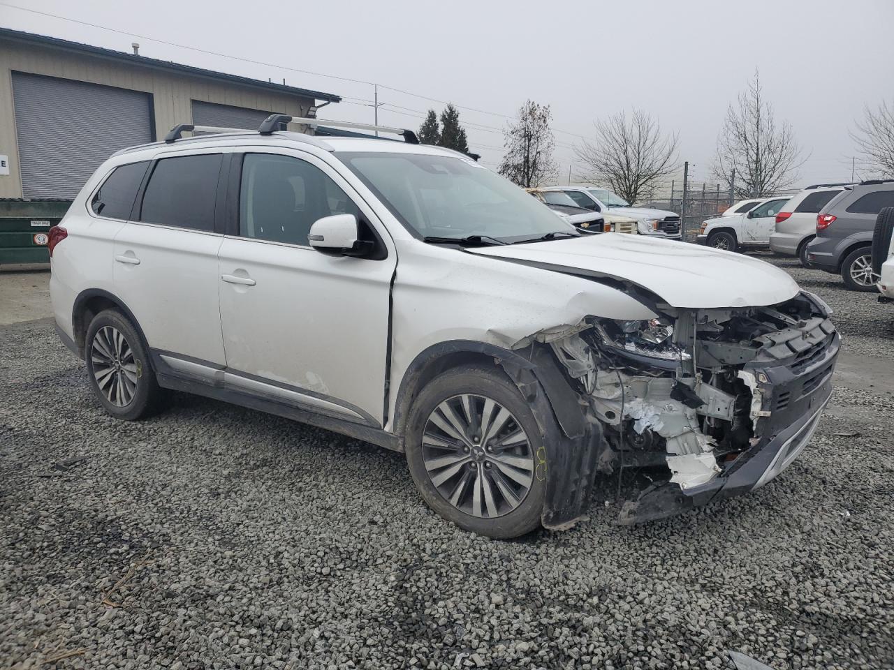 2020 Mitsubishi Outlander VIN JA4AZ3A31LZ024399 Copart auction photo, front end / undercarriage damage thumbnail 4