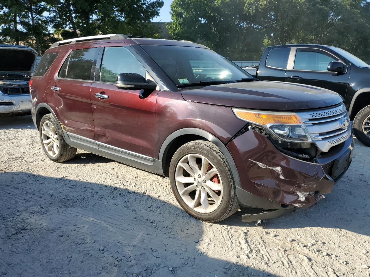 2011 Ford Explorer VIN 1FMHK8D89BGA29613 Copart auction photo, front end / minor dent/scratches damage thumbnail 4