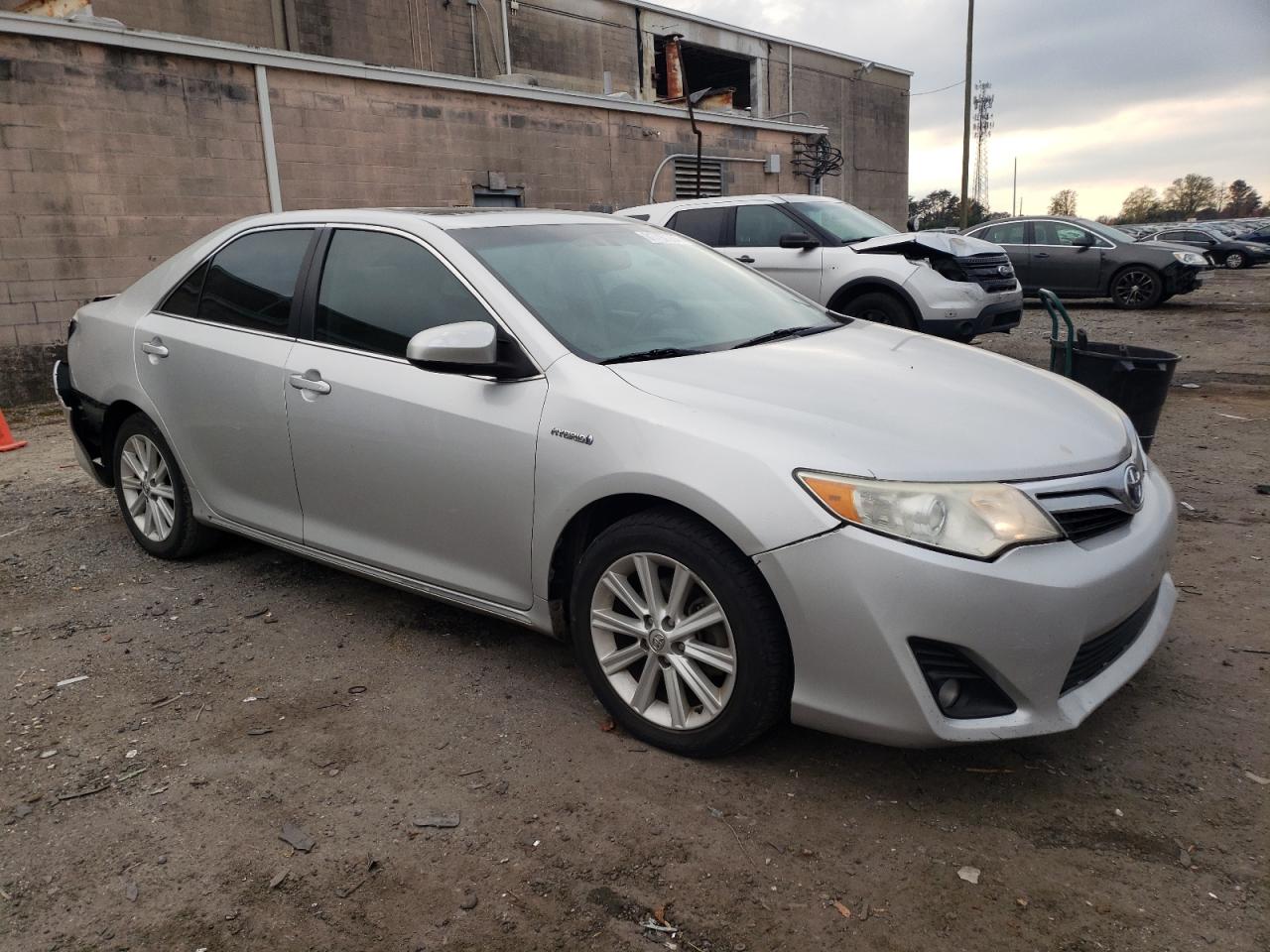 2014 Toyota Camry VIN 4T1BD1FK5EU129696 Copart auction photo, rear end / minor dent/scratches damage thumbnail 4