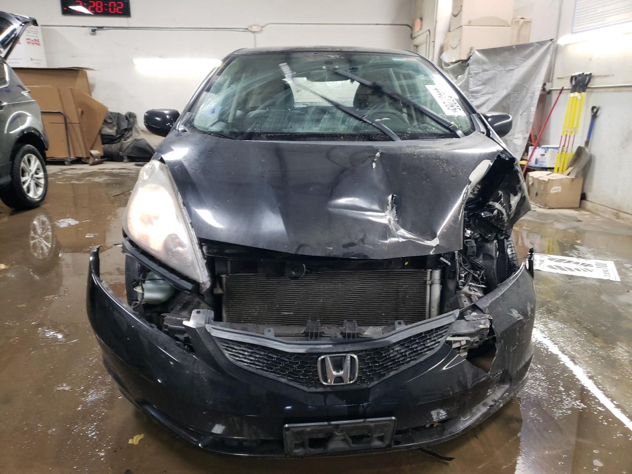 2013 Honda Fit VIN JHMGE8H33DC021988 Copart auction photo, front end damage thumbnail 5