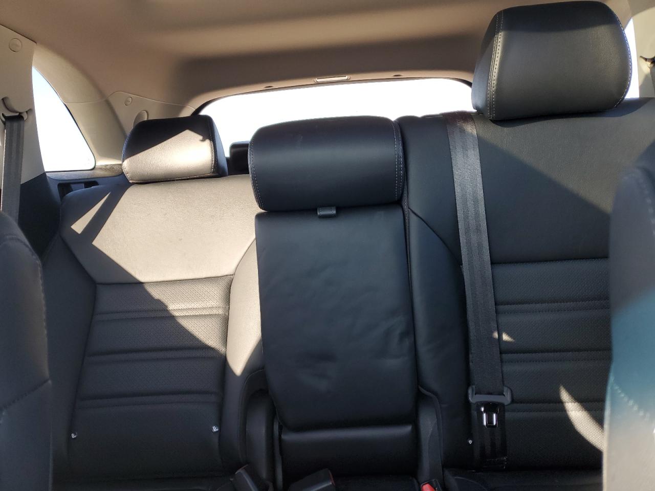 2019 KIA Sorento VIN 5XYPH4A50KG500858 Copart auction photo, burn - engine / minor dent/scratches damage thumbnail 10