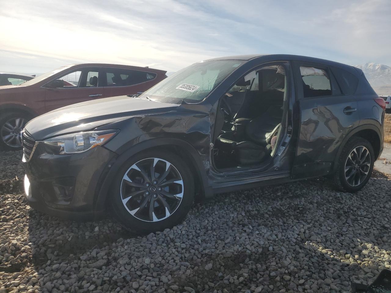 2016 Mazda CX-5 VIN JM3KE4DY3G0876001