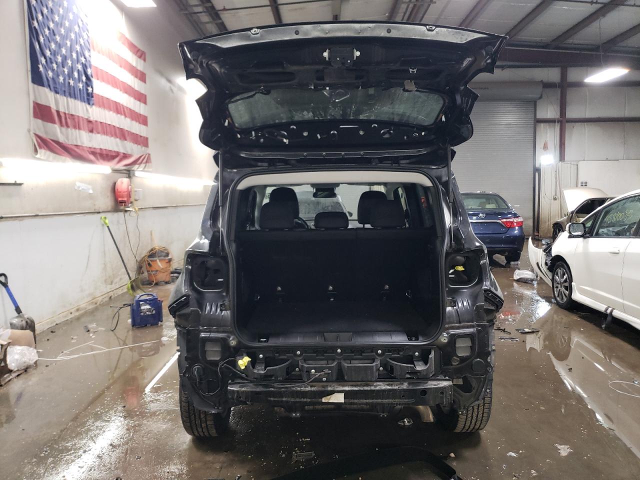 2020 Jeep Renegade VIN ZACNJBBB4LPL11360 Copart auction photo, front end / rear end damage thumbnail 6