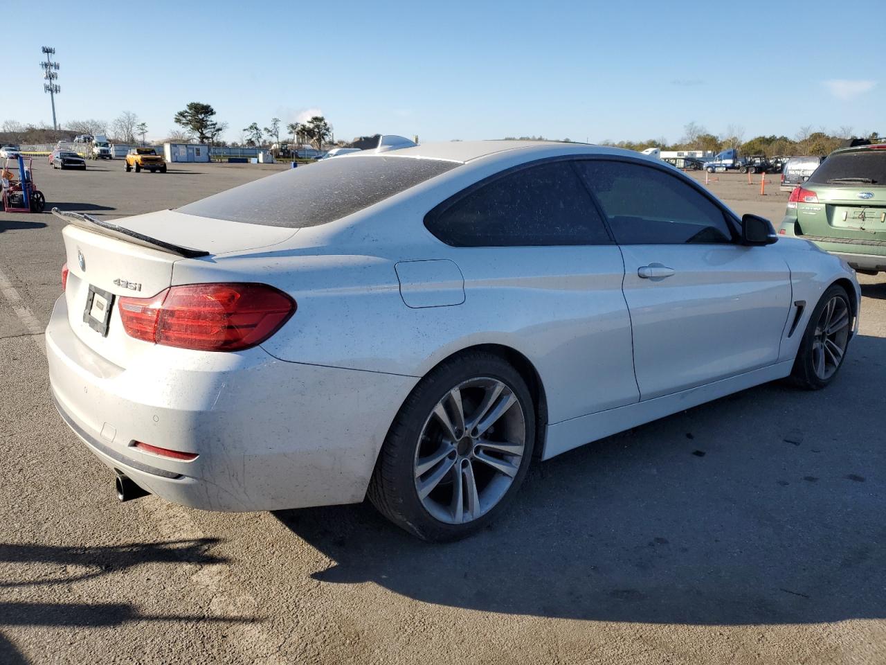 2015 BMW 4er VIN WBA3R1C51FK195682 Copart auction photo, front end / side damage thumbnail 3