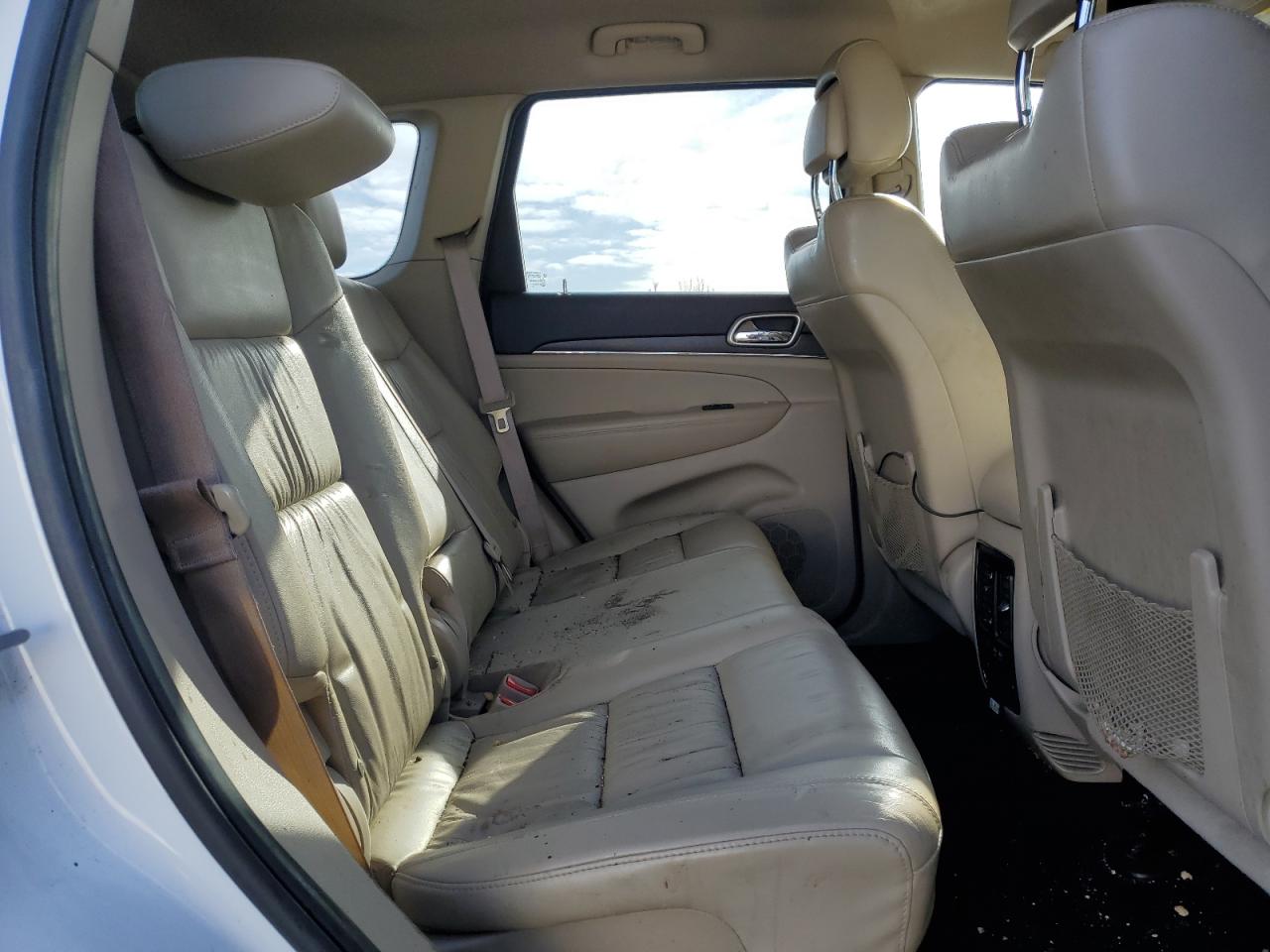 2015 Jeep Grand Cherokee VIN 1C4RJFBG1FC638430 Copart auction photo, front end / minor dent/scratches damage thumbnail 11