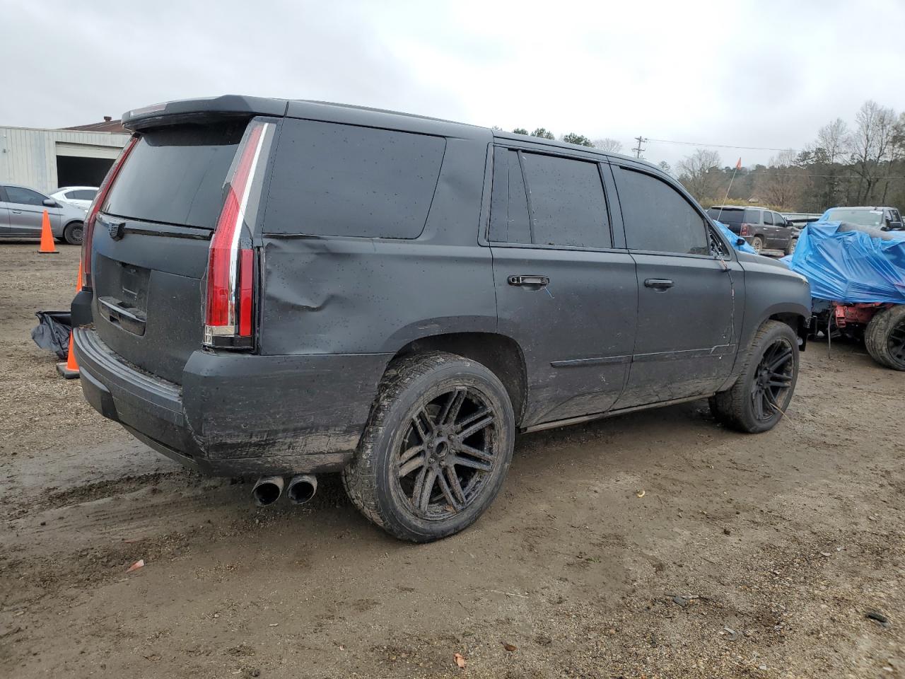2017 Cadillac Escalade VIN 1GYS3BKJXHR405883 Copart auction photo, all over damage thumbnail 3