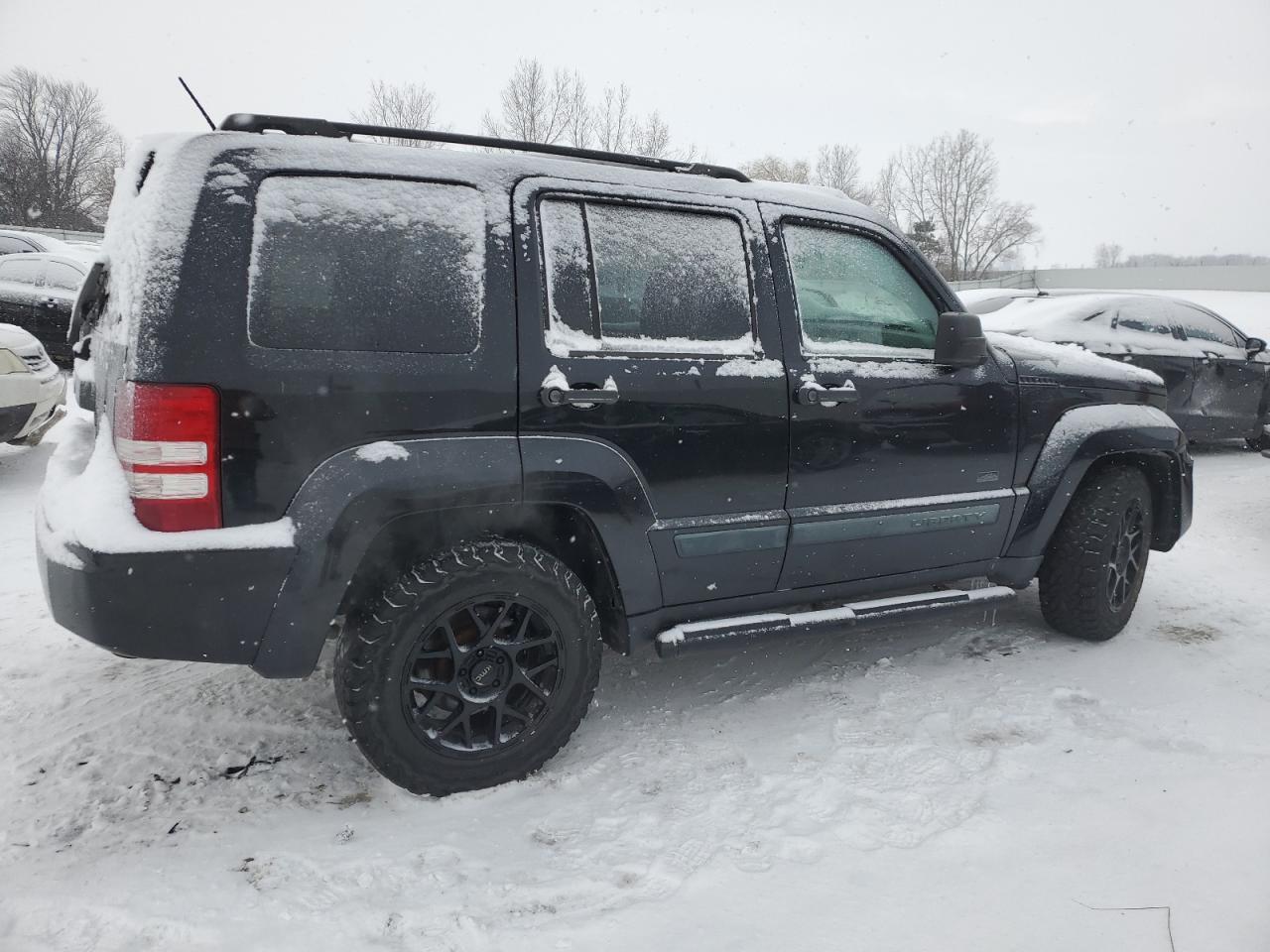 2009 Jeep Liberty (North America) VIN 1J8GN28K19W553549 Copart auction photo, minor dent/scratches damage thumbnail 3