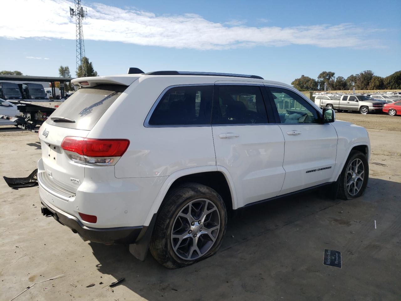 2018 Jeep Grand Cherokee VIN 1C4RJFBG6JC224763 Copart auction photo, front end damage thumbnail 3