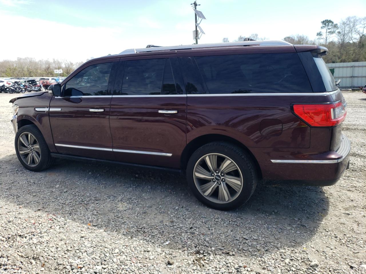 2018 Lincoln Navigator VIN 5LMJJ3LT0JEL02457 Copart auction photo, front end / minor dent/scratches damage thumbnail 2