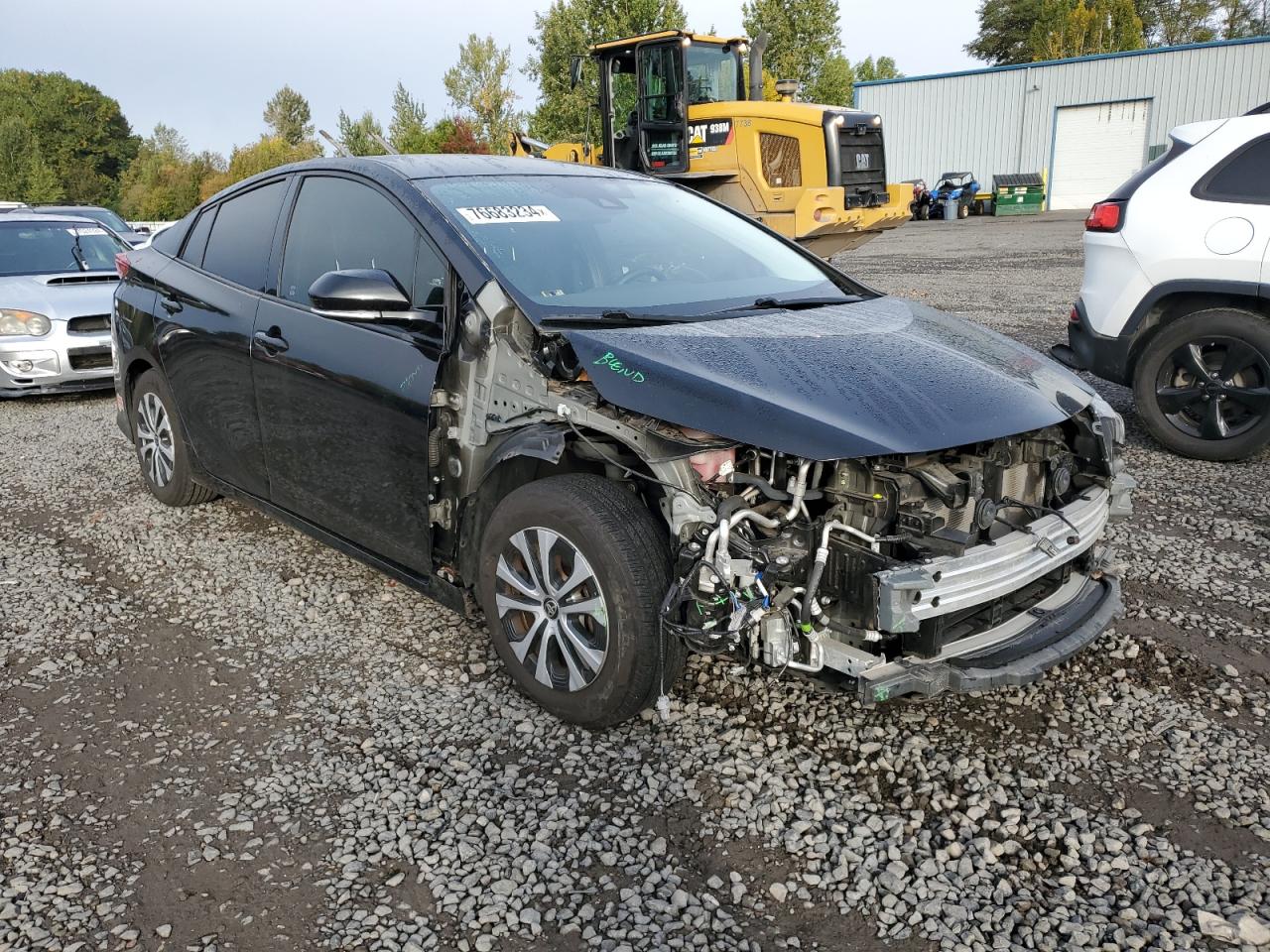 2020 Toyota Prius VIN JTDKARFP4L3144135 Copart auction photo, front end / side damage thumbnail 4