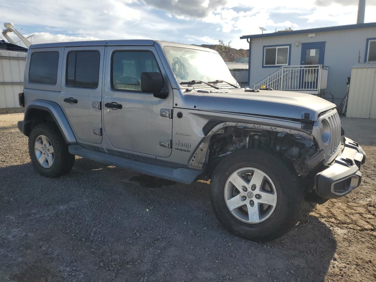 2018 Jeep Wrangler VIN 1C4HJXEG6JW256186 Copart auction photo, front end damage thumbnail 4