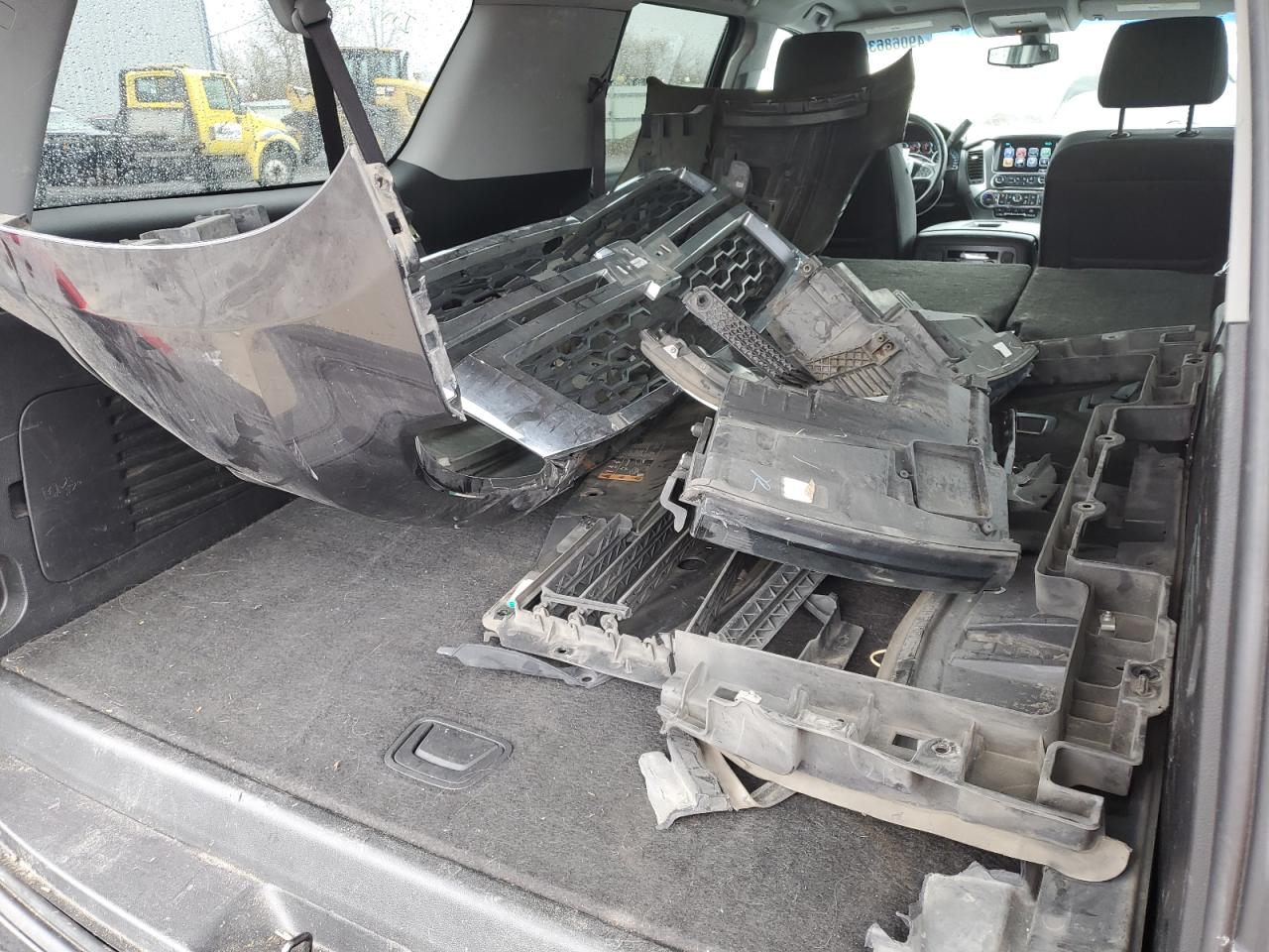 2017 Chevrolet Suburban VIN 1GNSKGKC8HR306526 Copart auction photo, front end damage thumbnail 12