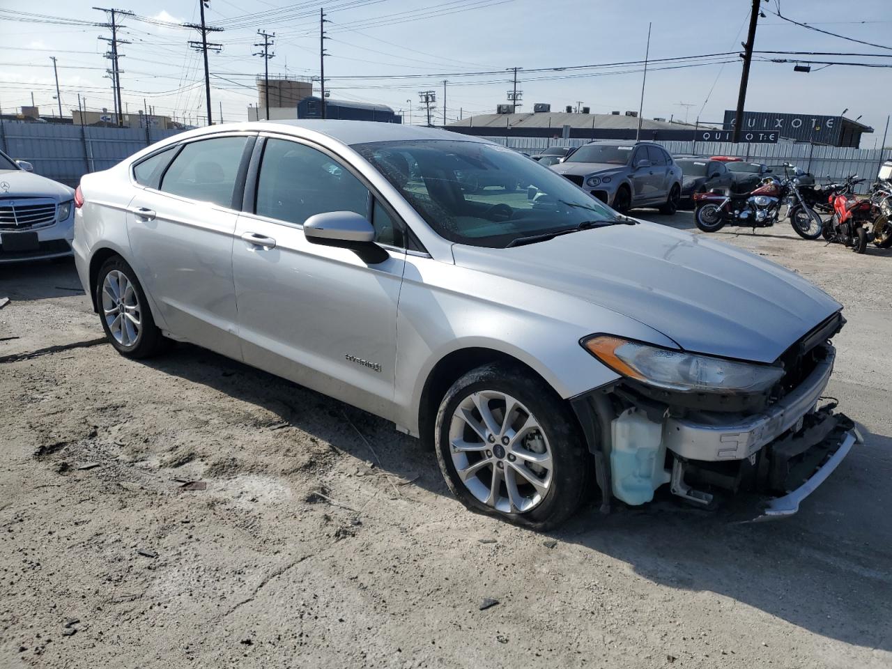 2019 Ford Fusion VIN 3FA6P0LU2KR261708 Copart auction photo, front end damage thumbnail 4